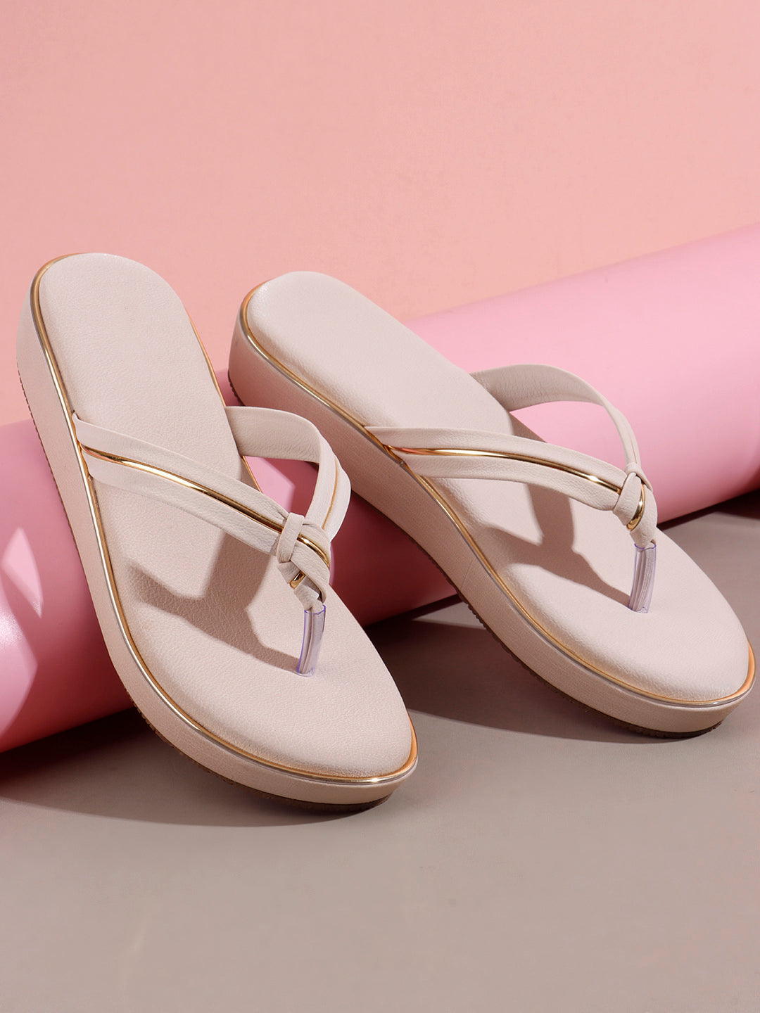 Knot Cream Flats