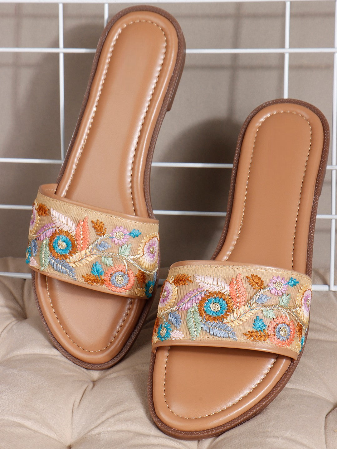 Jodhpuri Slippers For Women Beige