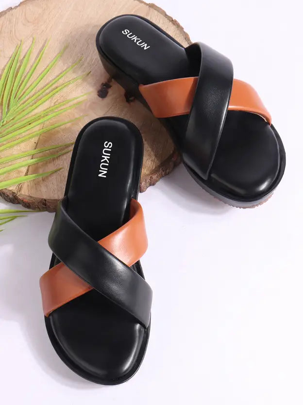 Criss Cross Black Flatform