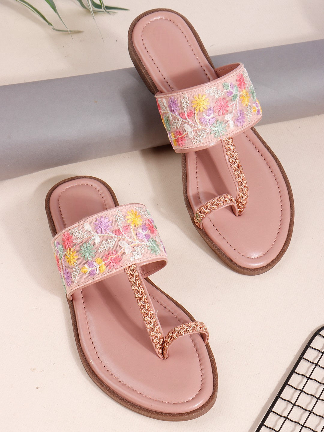 Floral Embroidered Pink One Toe Flats