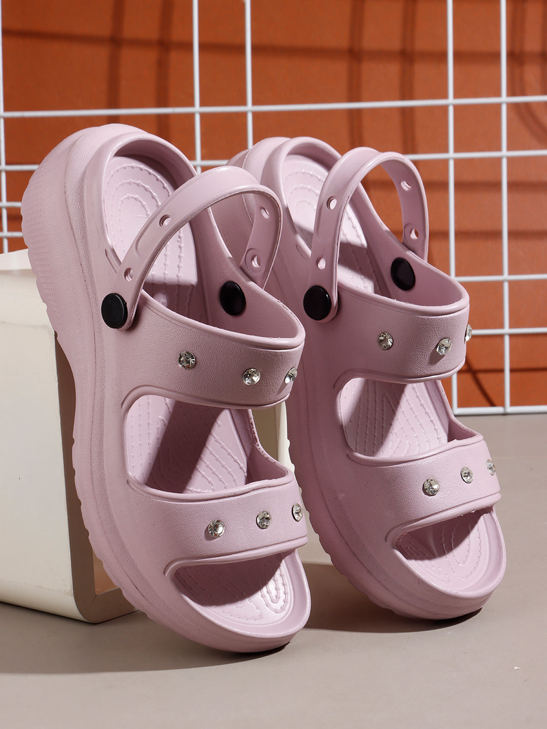 Pearl Peach Clogs