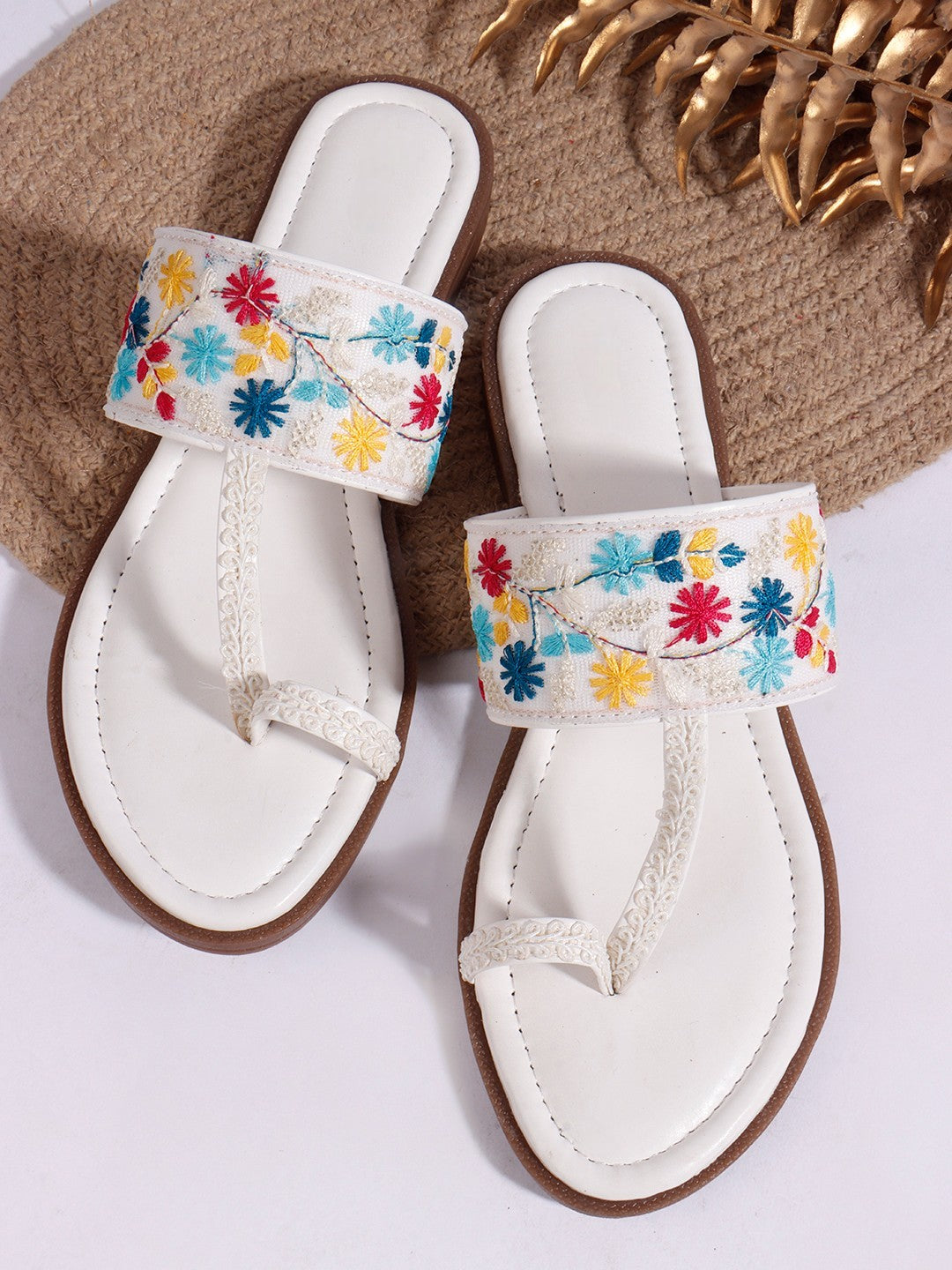 Floral Embroidered One Toe Flats